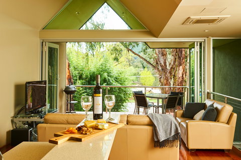 No. 6 Luxury Private Haven - St Kilda Accommodation 1