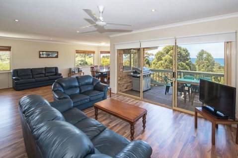 Ocean House - St Kilda Accommodation 2