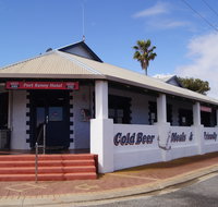 Port Kenny Hotel - St Kilda Accommodation