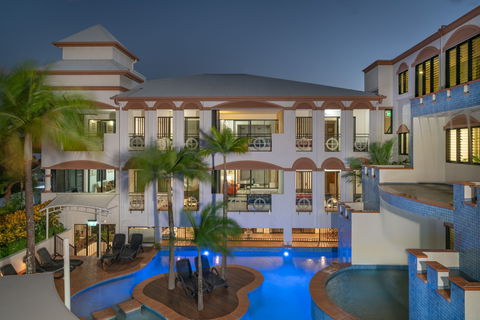 Regal Port Douglas - St Kilda Accommodation 0