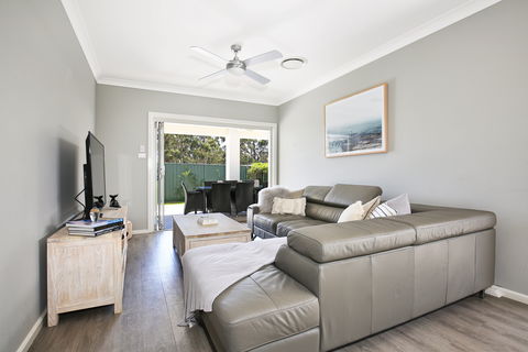 Wowly Waters - St Kilda Accommodation 0