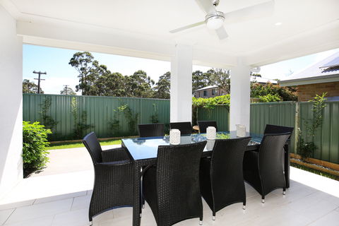 Wowly Waters - St Kilda Accommodation 1