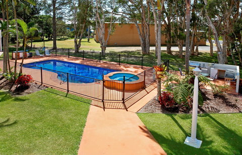 Yamba Aston Motel - St Kilda Accommodation 2