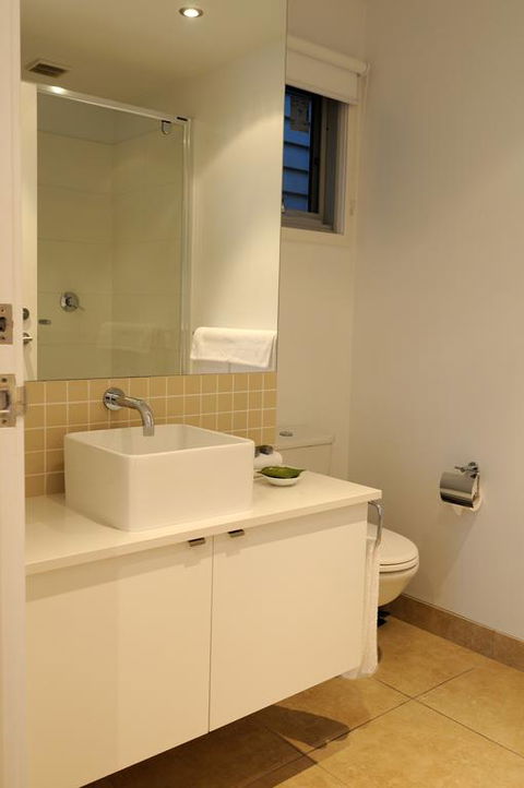 The Victoria Port Fairy - St Kilda Accommodation 2