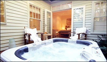 Lochiel Luxury Accommodation - St Kilda Accommodation 2