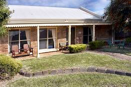 Silversands At Queenscliff - St Kilda Accommodation 0