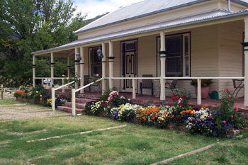 Snug As A Bug Motel - St Kilda Accommodation 2