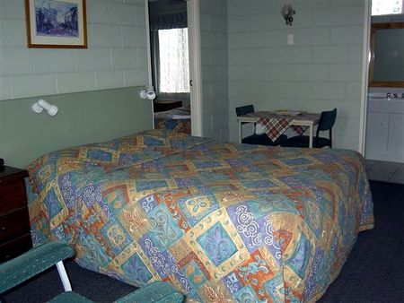 Daylesford Central Motor Inn - St Kilda Accommodation 0