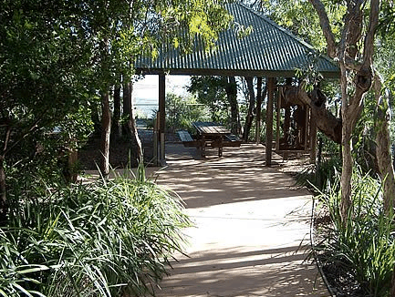 Beach House Tannum Sands - St Kilda Accommodation 2