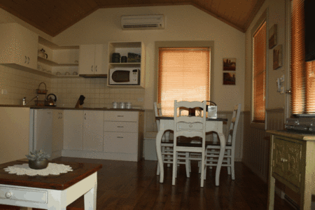 Autumn Affair Cottages  - thumb 3