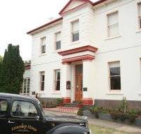 Annesley House - St Kilda Accommodation
