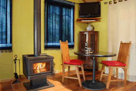Witches Falls Cottages - St Kilda Accommodation 4