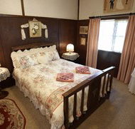 Fernleigh Cottages  Country Barn - St Kilda Accommodation