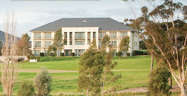 Chirnside Park VIC St Kilda Accommodation