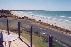 Port Fairy Getaway - St Kilda Accommodation 3