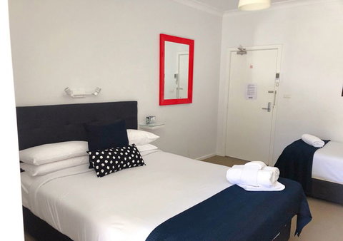 Canberra Short Term & Holiday Accommodation - St Kilda Accommodation 4