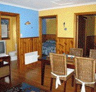 Bicheno's Gallery and Apartments - St Kilda Accommodation