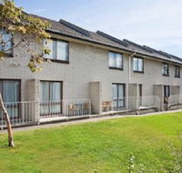 Northside Holiday Villas - St Kilda Accommodation