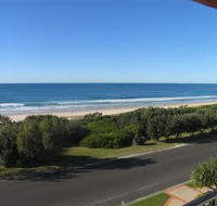 The Breakers Yamba - St Kilda Accommodation