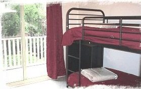 Lorikeet Cottage - St Kilda Accommodation