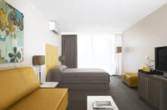 Narrabeen Sands Hotel - St Kilda Accommodation 1