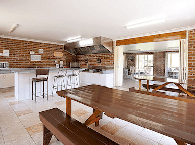 Riverbreeze Tourist Park - St Kilda Accommodation
