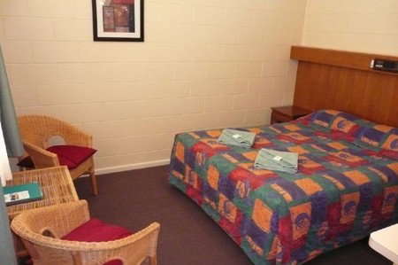 Glossop Motel - St Kilda Accommodation 1