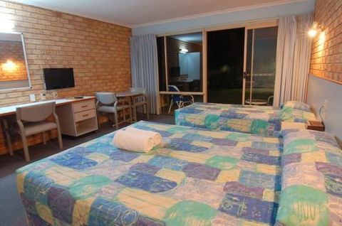 Sunshine Coast Motor Lodge - St Kilda Accommodation 1