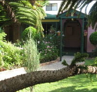 Chelsand Cottage - St Kilda Accommodation