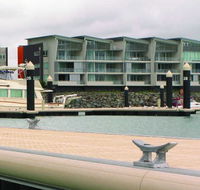 Peninsula Airlie Beach - St Kilda Accommodation