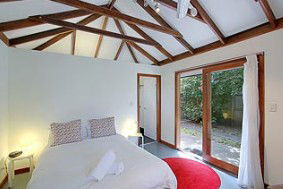 Abaca - St Kilda Accommodation 2