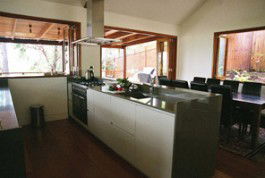 Apikia - St Kilda Accommodation 2
