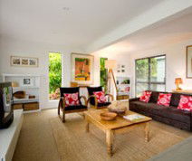 Ayindi Beach Retreat - St Kilda Accommodation 1