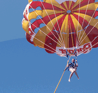 Parasailing at Mill Point - St Kilda Accommodation