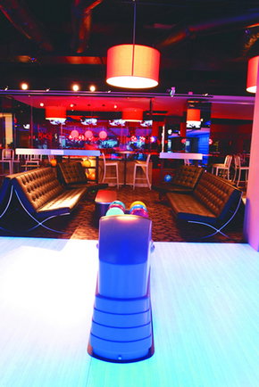 Strike Bowling Bar - CBD - St Kilda Accommodation 3