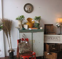 SavvyShopTours - St Kilda Accommodation