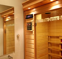 The Boardwalk Spa - St Kilda Accommodation