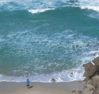 The Salmon Holes - St Kilda Accommodation