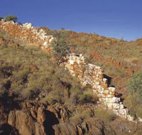 China Wall - St Kilda Accommodation