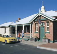 Old Court House Complex - St Kilda Accommodation