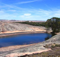 Gorge Rock - St Kilda Accommodation