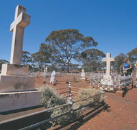 Old Pioneer Cemetery Coolgardie - St Kilda Accommodation