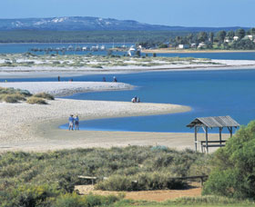 Murchison River - St Kilda Accommodation 0