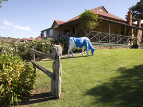 Macclesfield SA St Kilda Accommodation