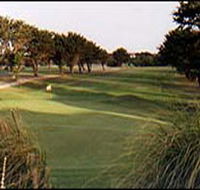 South Lakes Golf Club - St Kilda Accommodation