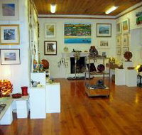 Off the Slate Gallery - St Kilda Accommodation