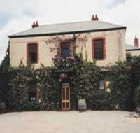 Clos Clare - St Kilda Accommodation