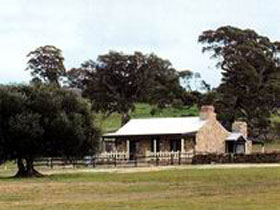 Fernfield Wines - St Kilda Accommodation 0