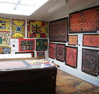 The Stockyard Gallery - St Kilda Accommodation
