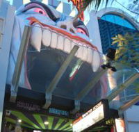 Draculas Haunted House - St Kilda Accommodation